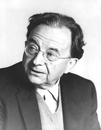 Erich Fromm photo