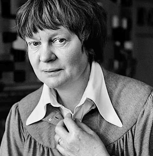 Iris Murdoch photo