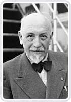 Luigi Pirandello photo
