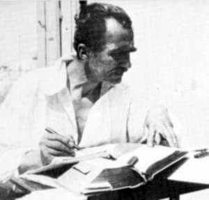 Nikos Kazantzakis photo