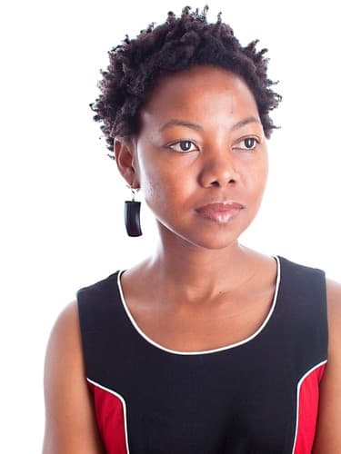 NoViolet Bulawayo photo
