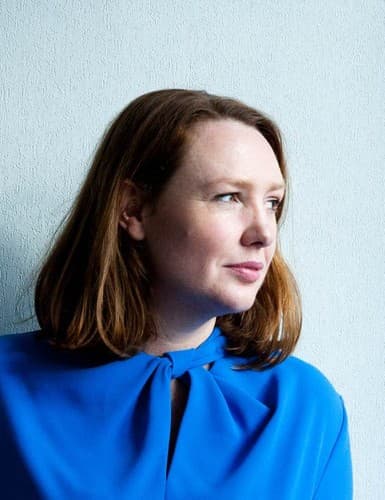 Paula Hawkins photo
