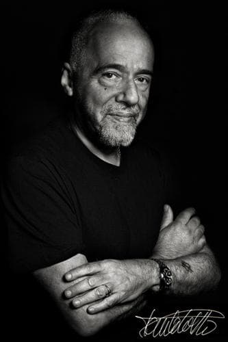 Paulo Coelho photo