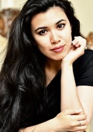 Roshani Chokshi photo