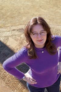 Trudi Canavan photo