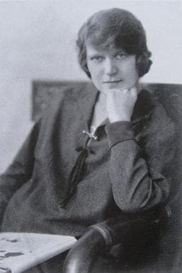 Richmal Crompton photo