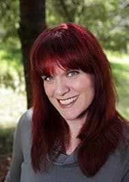 Lisa Mantchev photo