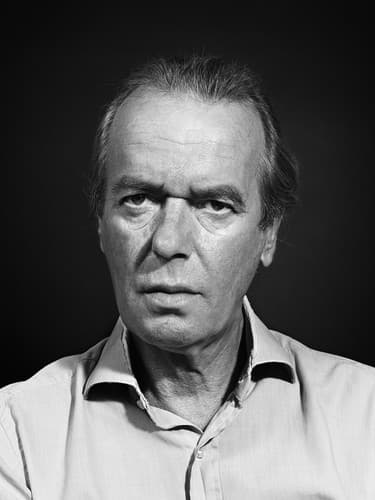 Martin Amis photo